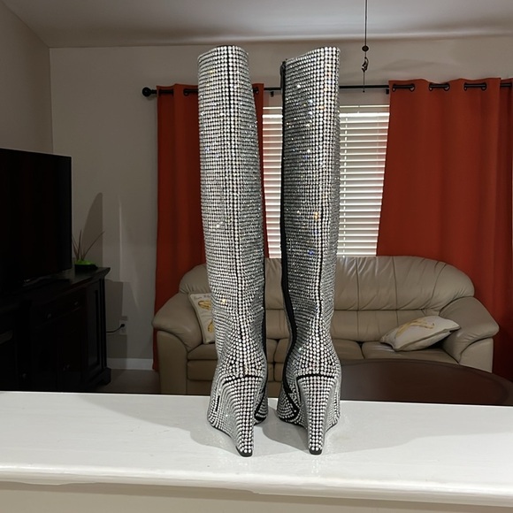 Gianni Bini Gabortwo Rhinestone Pointed Toe Tall Wedge Boots Size 5.5 M NWOB - Picture 6 of 10